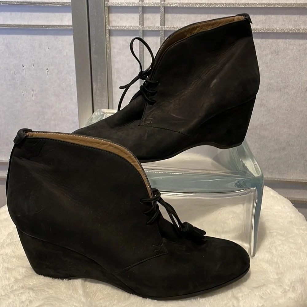 Nwot Anyi Liu Black Suede Tie Up Ankle Boots Size 8.5 - Picture 1 of 6